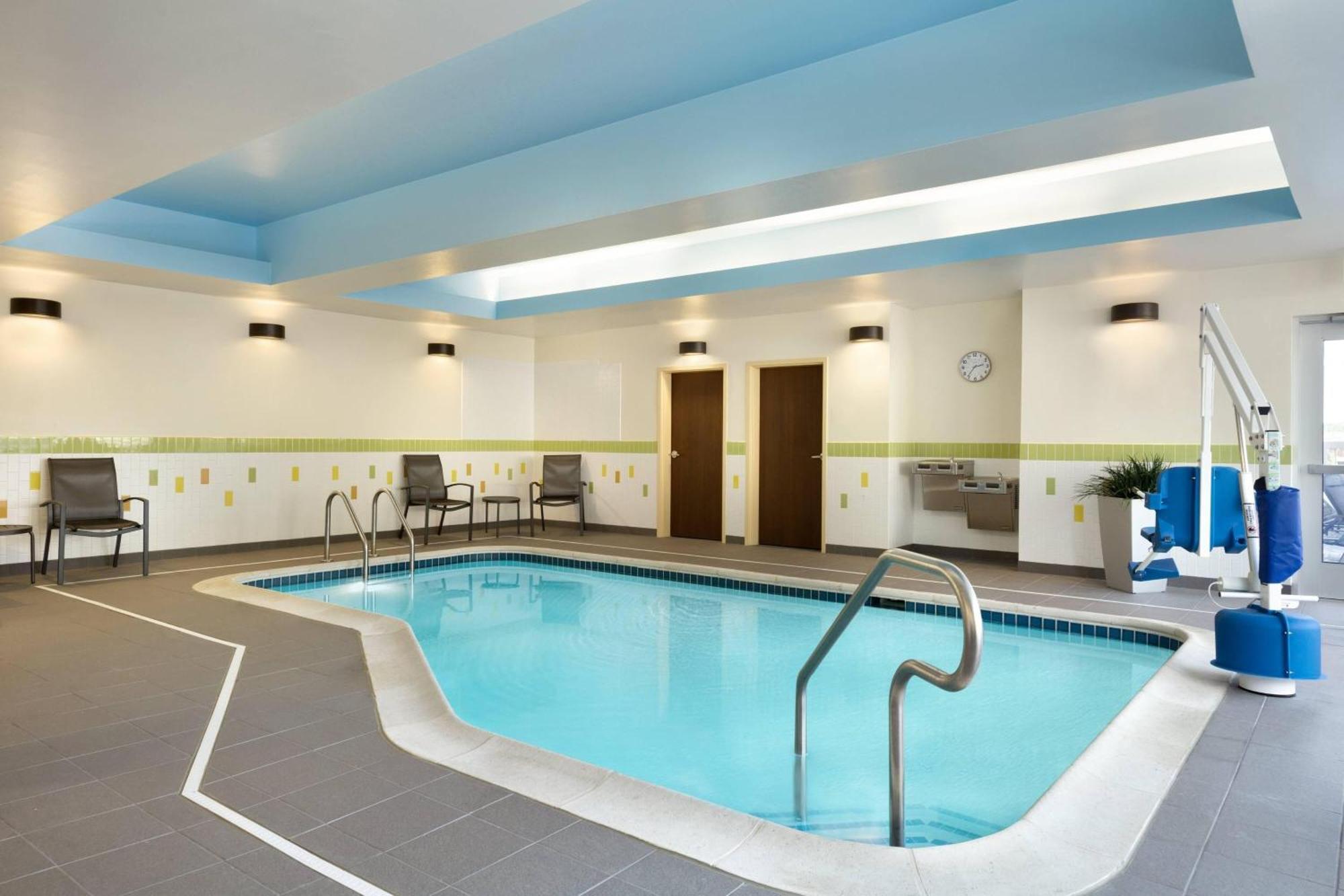 Fairfield Inn & Suites By Marriott Lancaster East At The Outlets Smoketown  Экстерьер фото
